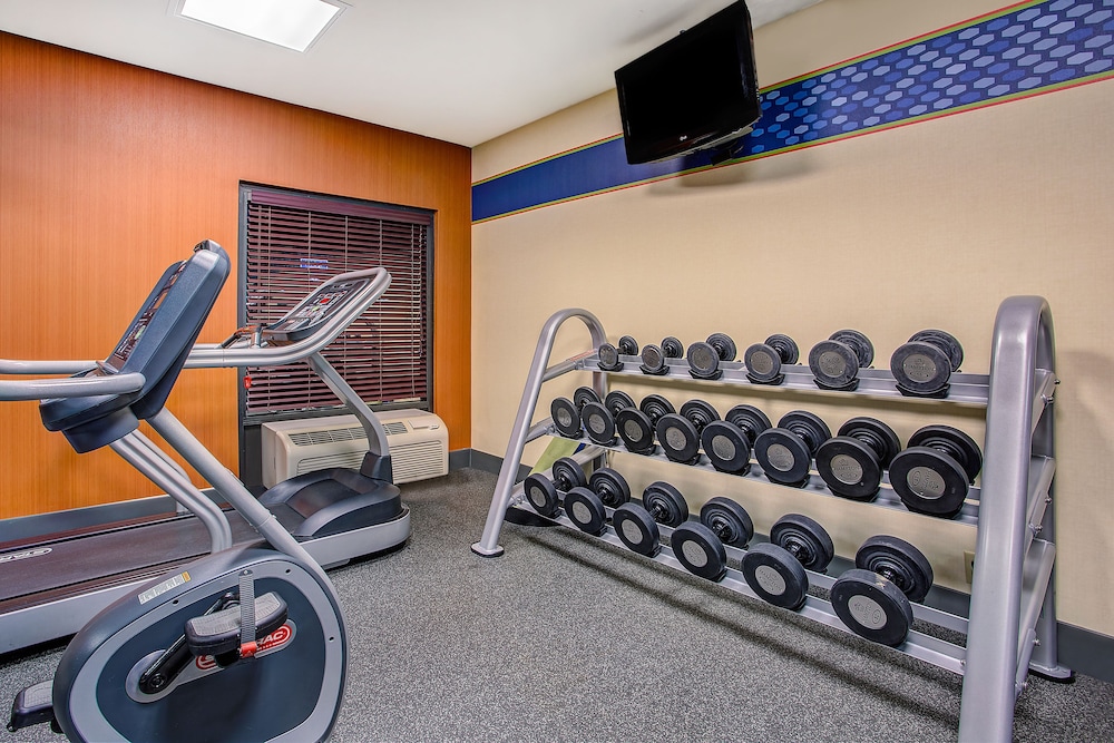 Hampton Inn Conyers - photo 38