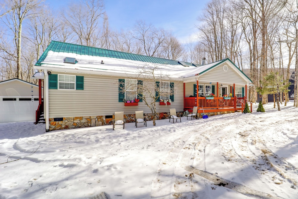 Hike & Bike in Beech Mtn Resort: Pet friendly Home - photo 35