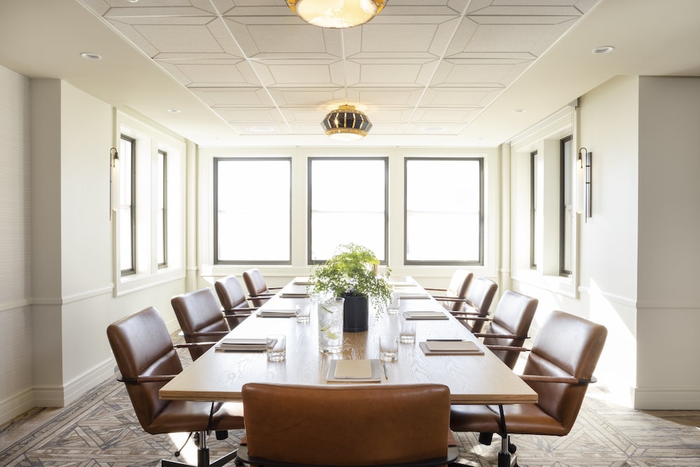 Kimpton Cottonwood by IHG - photo 69