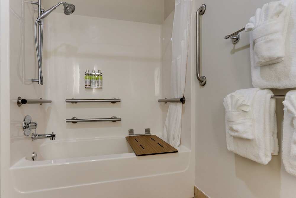 Holiday Inn Express Hotel & Suites Dayton Centerville by IHG - photo 16
