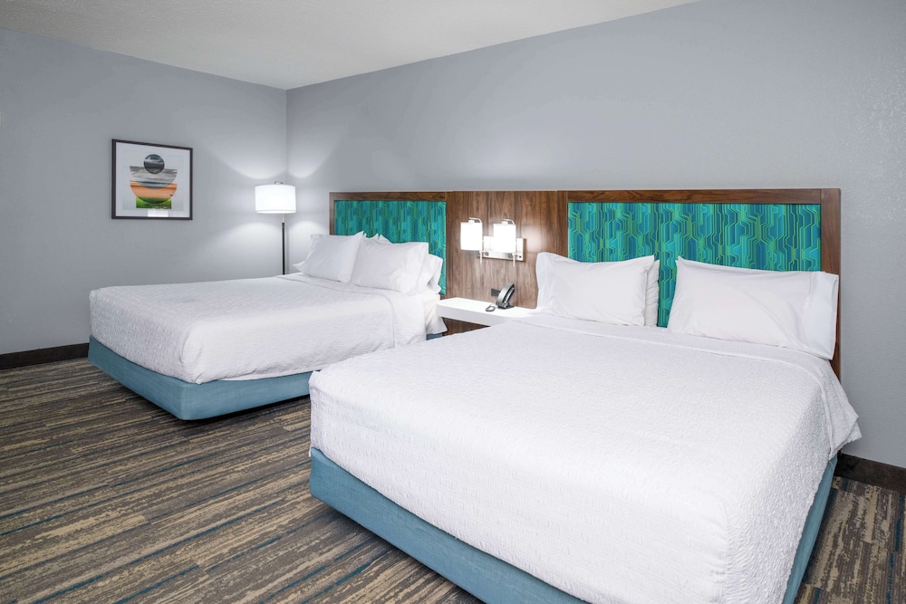 Hampton Inn Dahlgren - photo 12