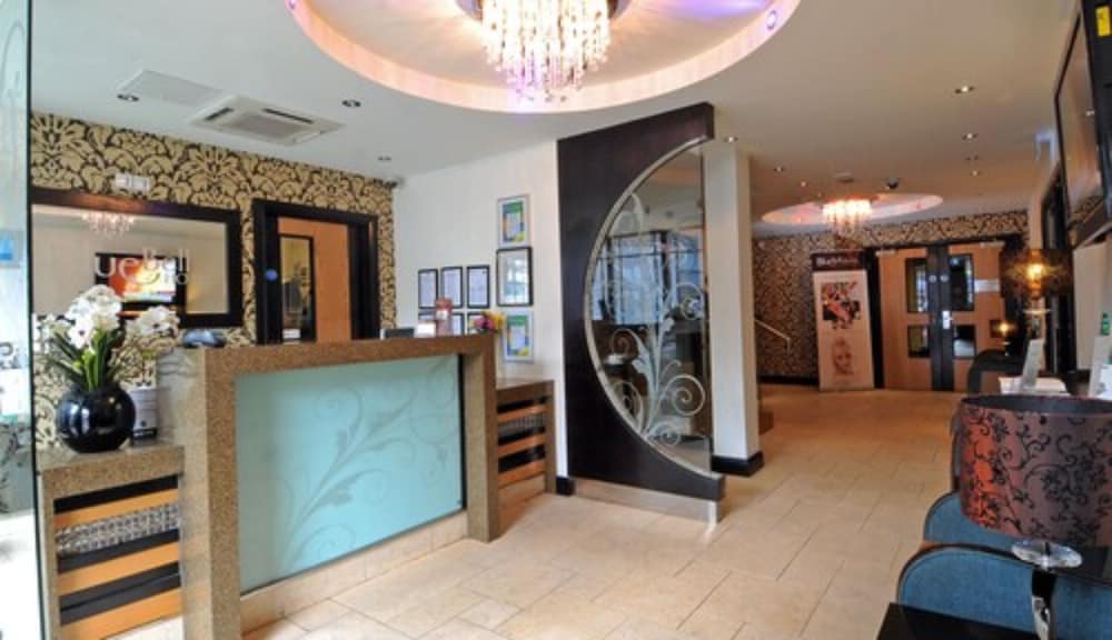 The Bluebell Hotel — Neath — photo 2