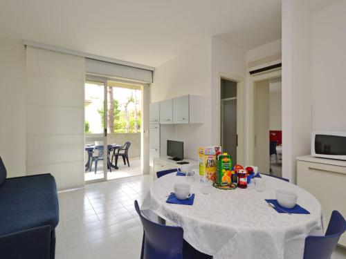 Apartment Parco Hemingway 34 by Interhome — 4-Star Luxury Hotel in Lignano Sabbiadoro, Italy