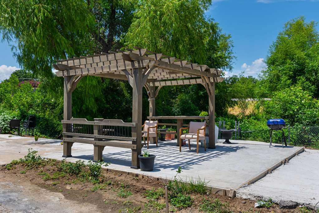 Motel 6 Van Buren AR - photo 2