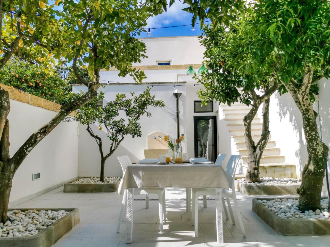 Il Cortile Degli Aranci — Santa Cesarea Terme
