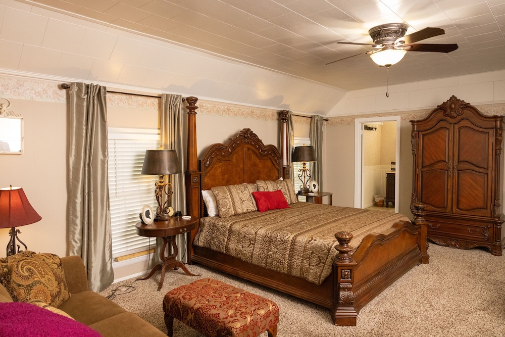 Sassafras Inn - photo 13