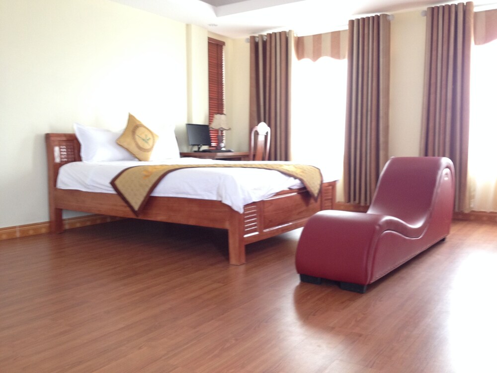 Viet Village Hotel pet-friendly hotel Hanoi