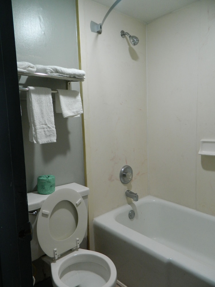 Travel Inn Atlanta - photo 10