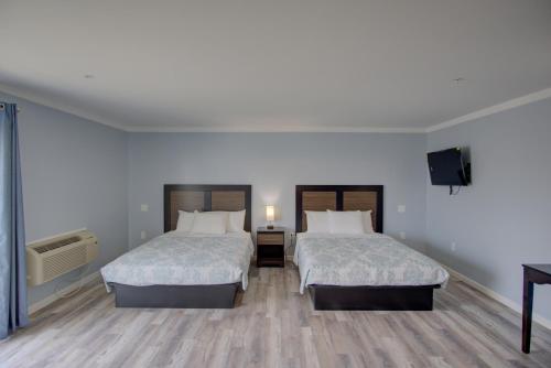 Dhimas Bayview Suites - photo 5
