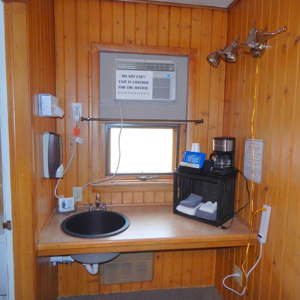 Brookside Motel - photo 22