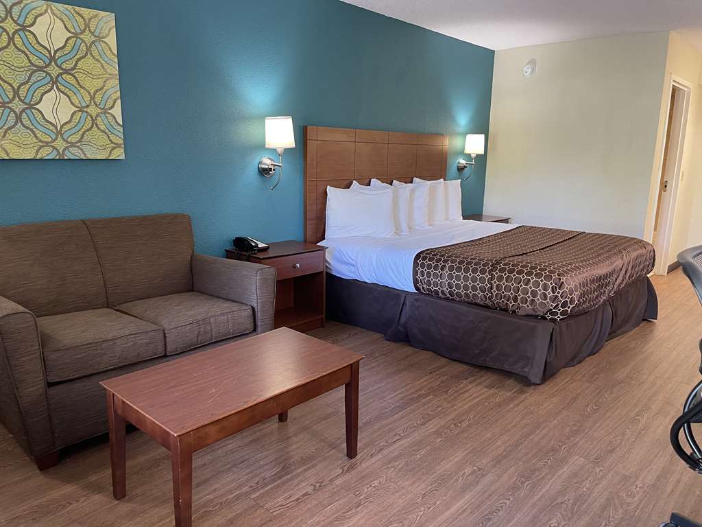 Best Western Tallahassee Downtown Inn & Suites - photo 5