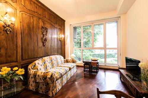 Klimt Luxury Design Apartment — 4-Star Luxury Hotel in Milan, Italy