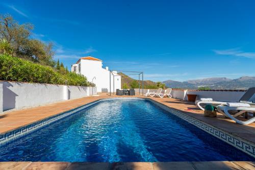 Bravo Spectacular Views — Vinuela