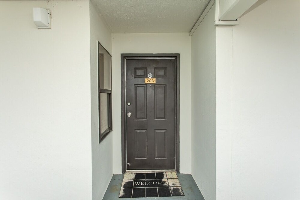 Royal Garden Resort 203 1 Bedroom Condo by RedAwning - photo 2