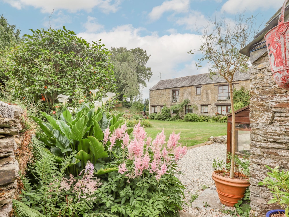 Erin Cottage — 4-Star Luxury Hotel in Looe, United Kingdom