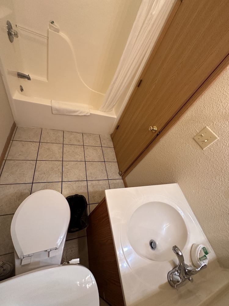 Alhonna Resort LLC - photo 219