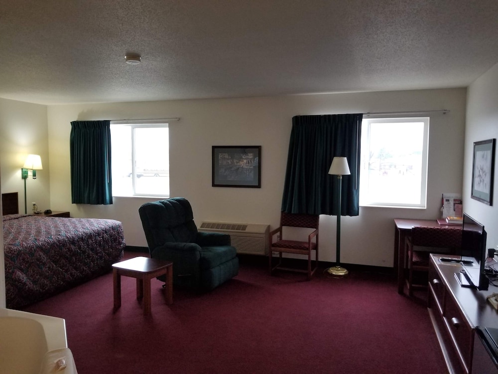 Bilmar Inn & Suites Dell Rapids Near Sioux Falls - photo 12