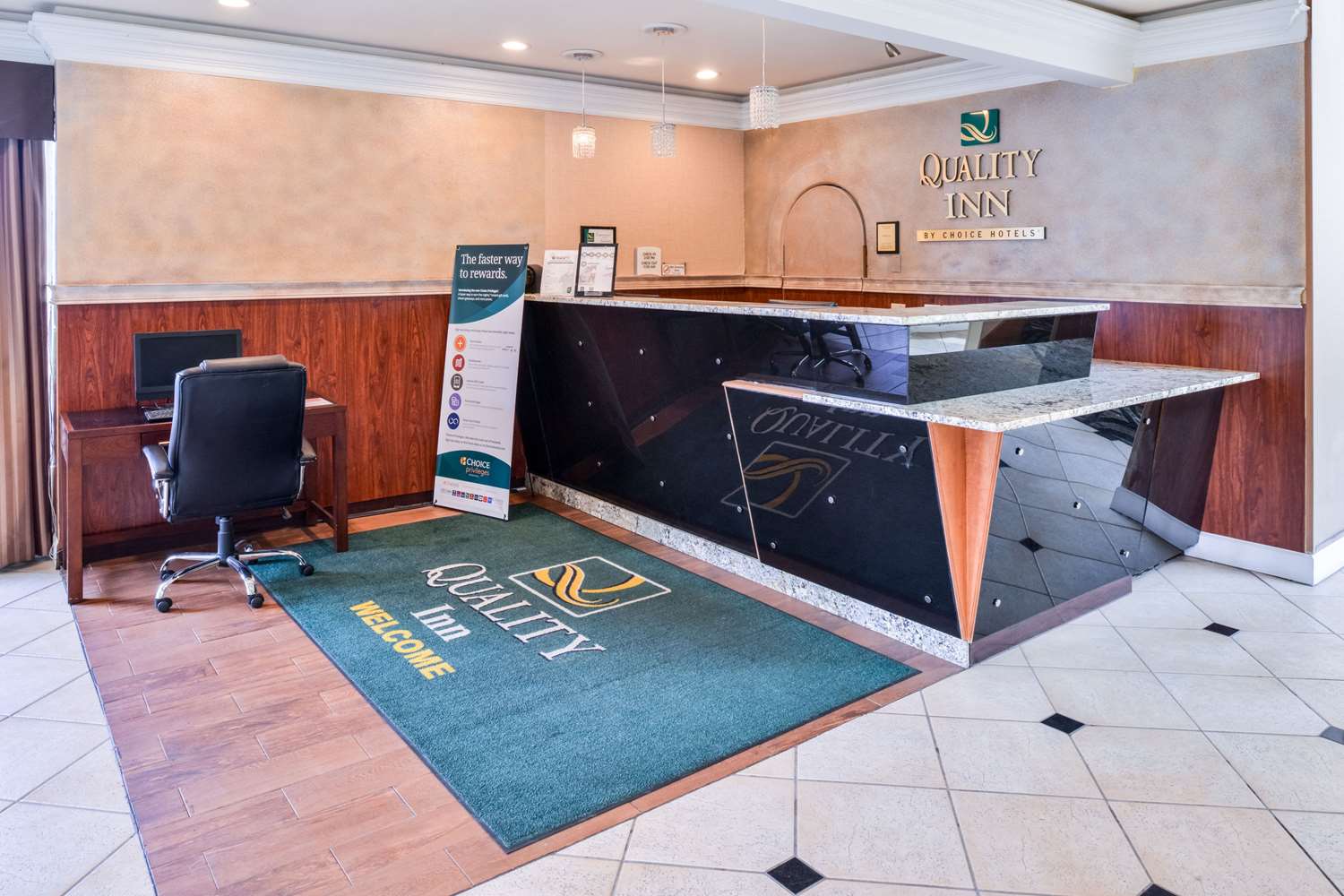 Quality Inn Hotel Kent Seattle - photo 9