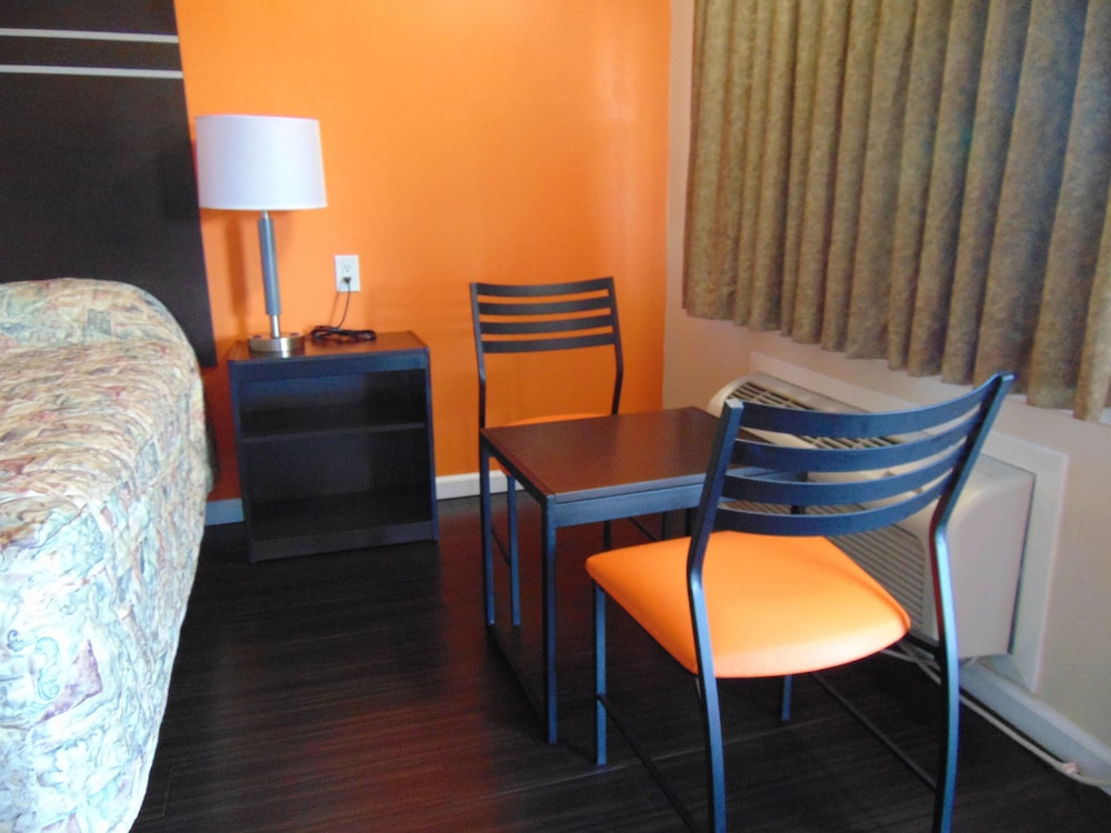 The Heart Of Texas Motel - photo 13