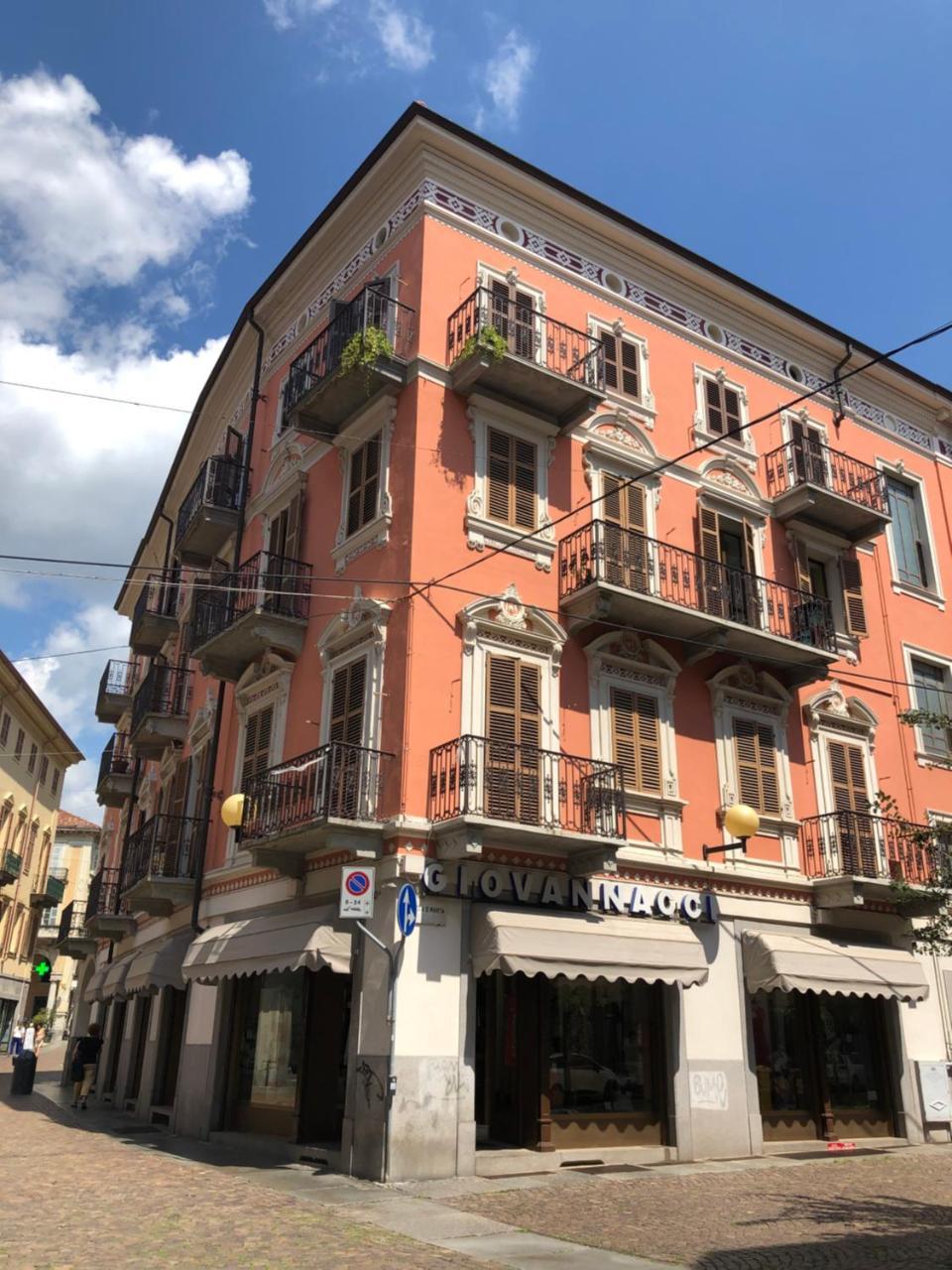Santa Marta Apartment — 4-Star Luxury Hotel in Biella, Italy