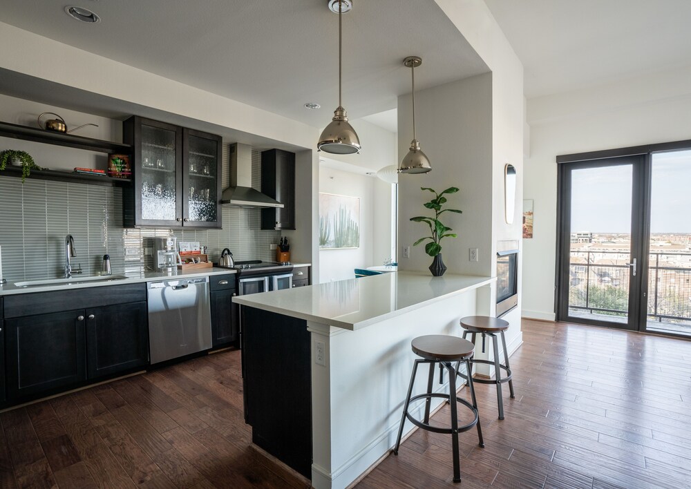 The Guild Uptown Mckinney Ave - photo 10