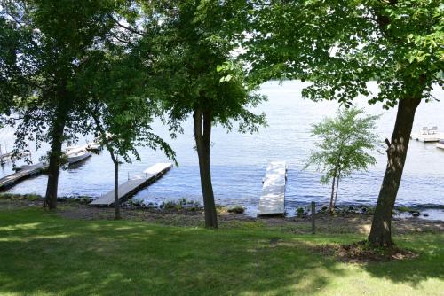 Riverside Resort - photo 5