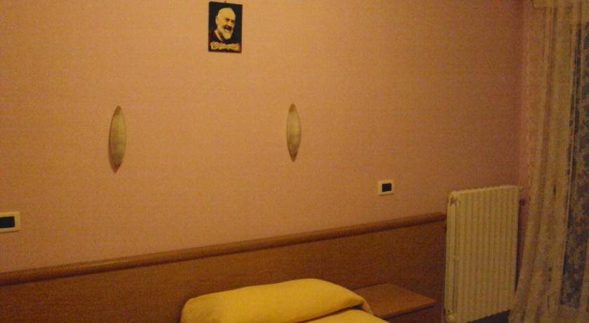 Albergo Pensione Bianco in San Giovanni Rotondo, Italy