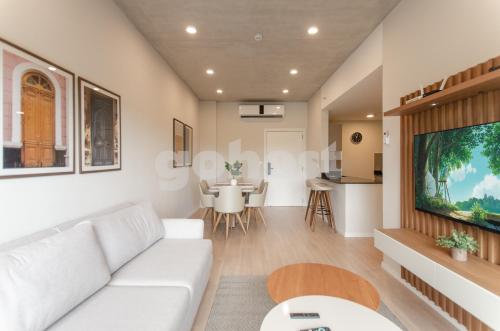 Modern 2 bedroom apartment near Paseo La Galeria — 4-Star Luxury Hotel in Asuncion, Paraguay