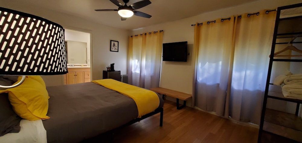 The Mammoth Inn - photo 13