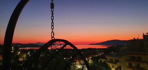 Sea & Mountain Apartment Close To Port And City — 4-Star Luxury Hotel in Lavrio, Greece