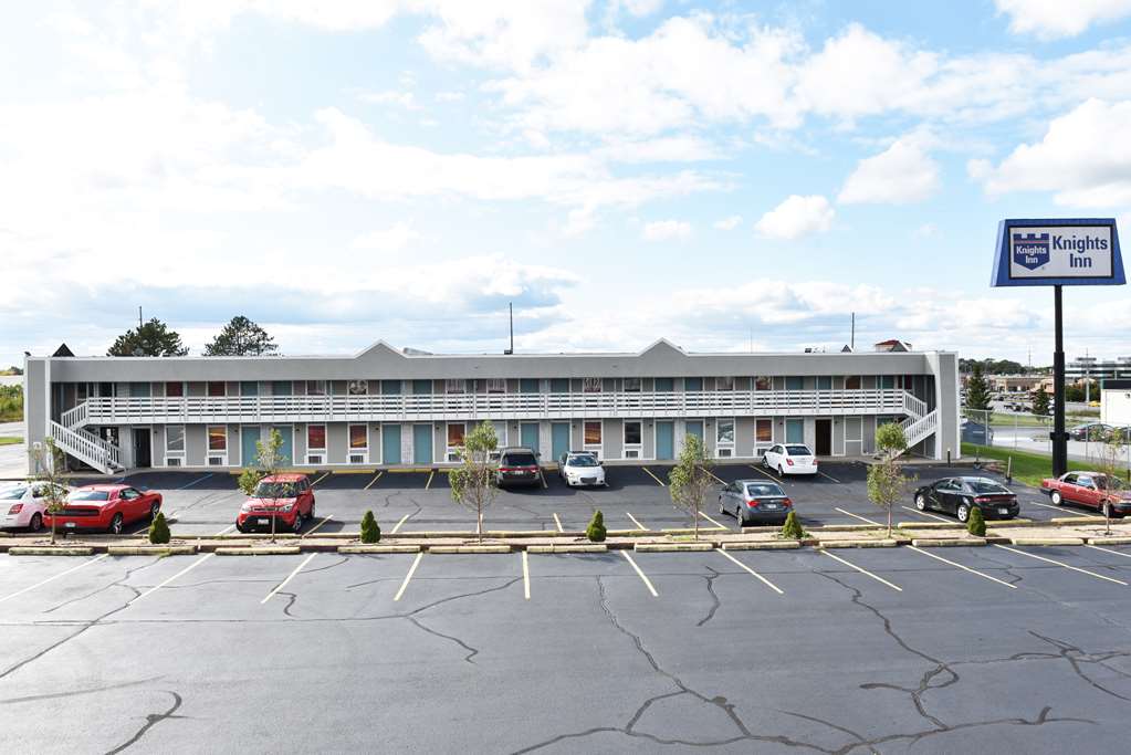 Knights Inn Merrillville - photo 16