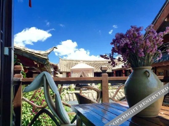 Qingcheng Inn - carbon neutral hotel in Lijiang
