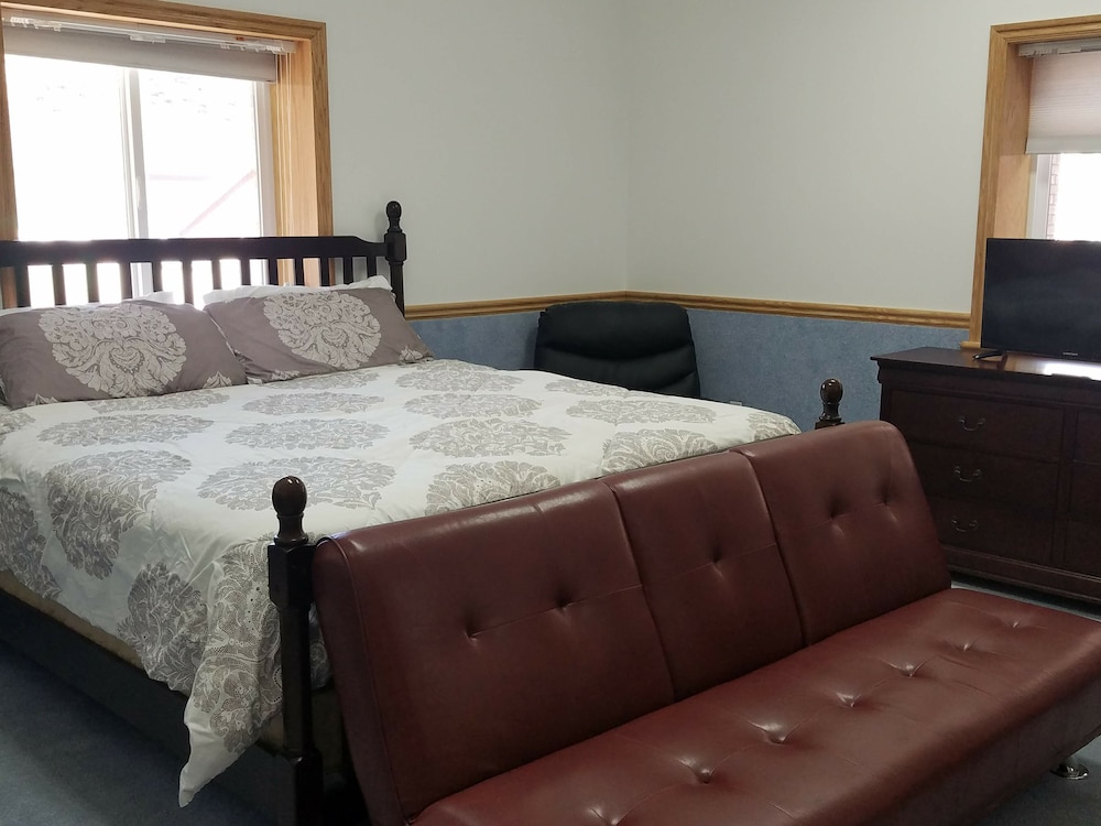 Zion's Most Wanted Hotel - photo 41