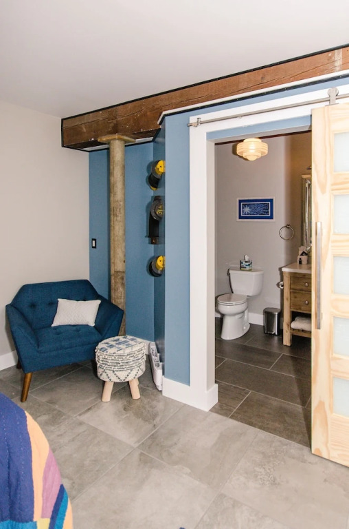 Tobacco Warehouse Inn - photo 13