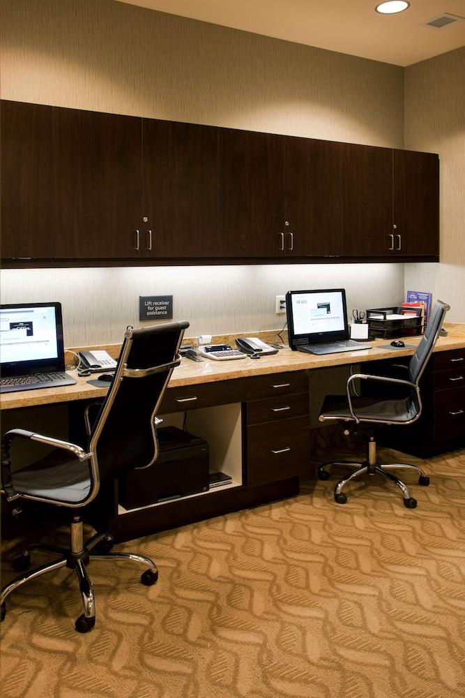 Hampton Inn & Suites Seattle Federal Way - photo 63