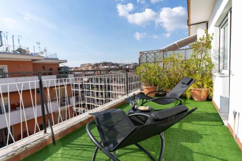 Domvs Tibvrtina Solarium Zone Terrace A C Roma — 4-Star Luxury Hotel in Rome, Italy