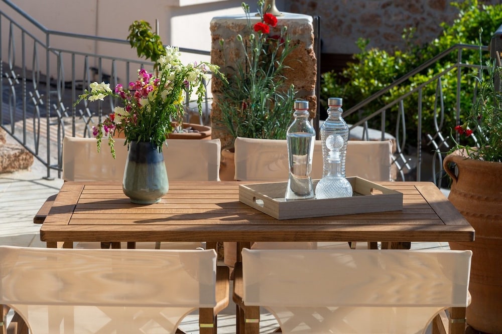 Cretan Minoan Apartments — 4-Star Luxury Hotel in Sitia, Greece