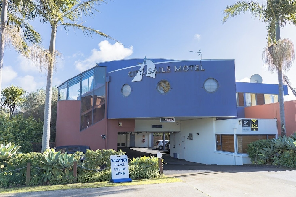 City of Sails Motel — 4-Star Luxury Hotel in Auckland, New Zealand