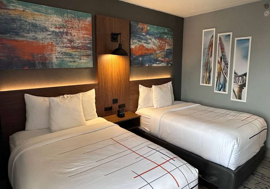 La Quinta Inn & Suites by Wyndham Chicago Gurnee - photo 38