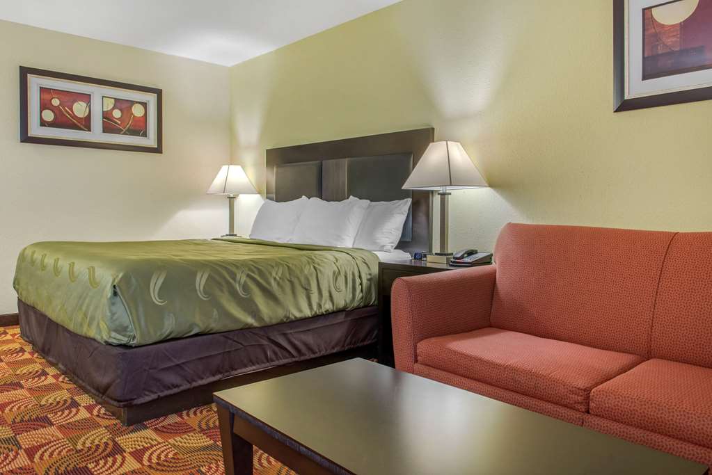 Quality Inn Bloomington near University - photo 16