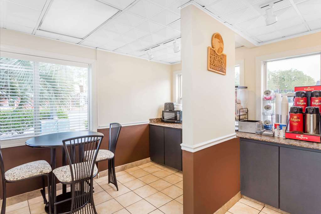 Knights Inn Statesboro - photo 16