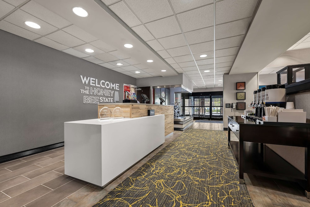 Hampton Inn Birmingham Leeds - photo 5