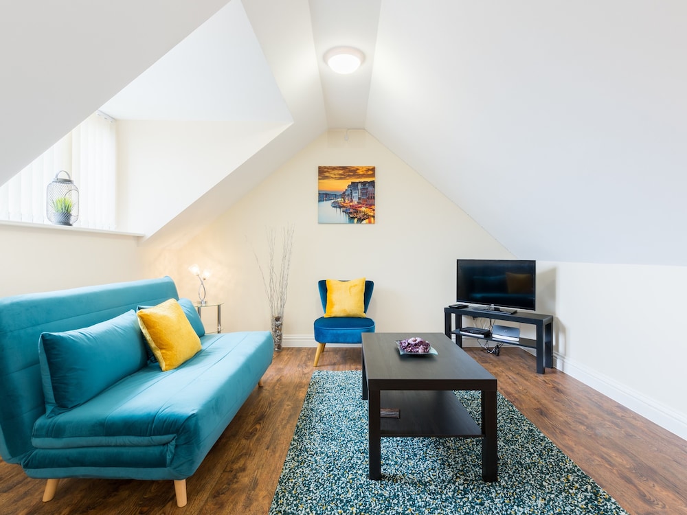 StayFord Apartments Meriden Near NEC — 4-Star Luxury Hotel in Solihull, United Kingdom