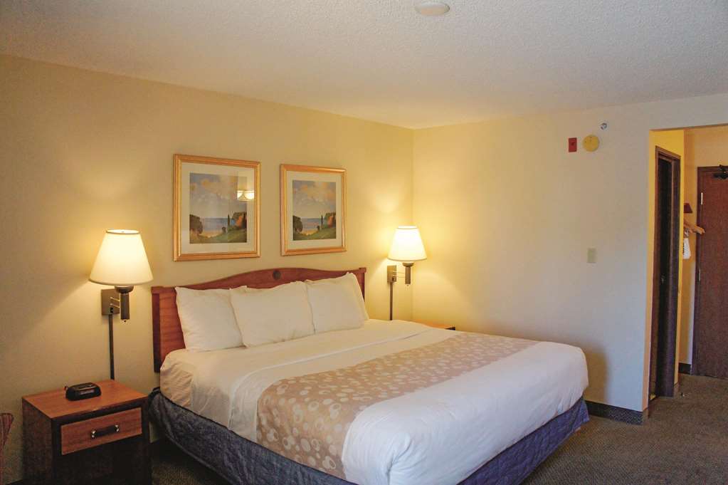 La Quinta Inn & Suites by Wyndham El Paso West Bartlett - photo 10