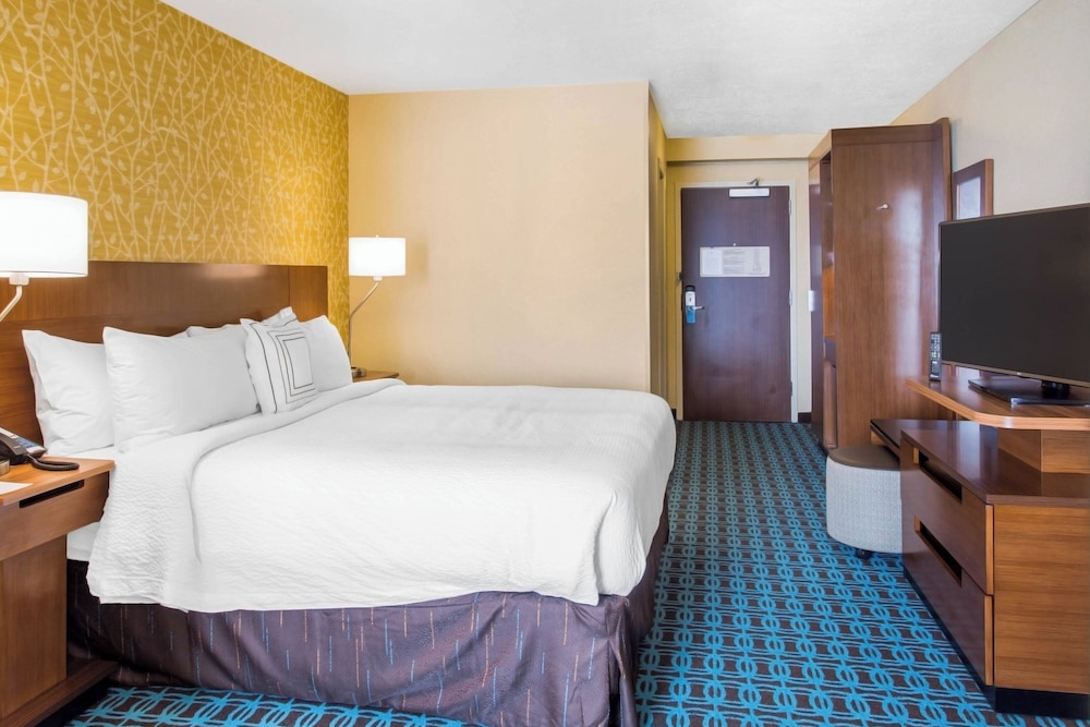 Fairfield Inn & Suites by Marriott Santa Fe - photo 8