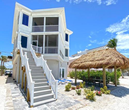 Seabreeze The perfect tropical family vacation home getaway — 4-Star Luxury Hotel in Bonita Springs, United States