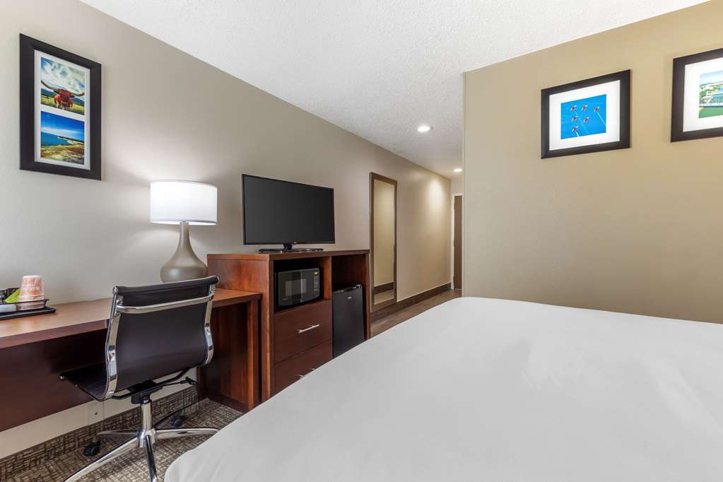 Comfort Inn & Suites Temple Medical Center - photo 26