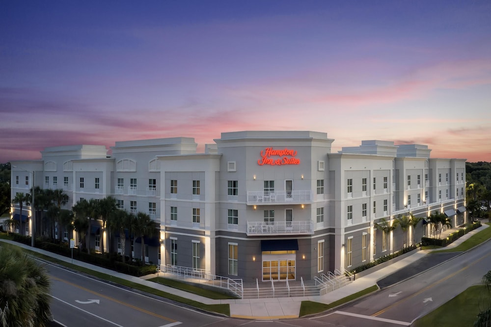 Hampton Inn & Suites Vero Beach Downtown - photo 39