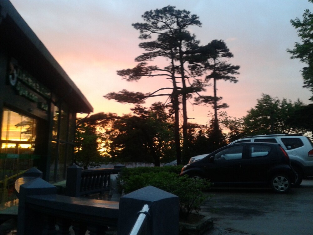 Wuyue Scenic Area Hotel Lushan Mountain — hotel in Jiujiang