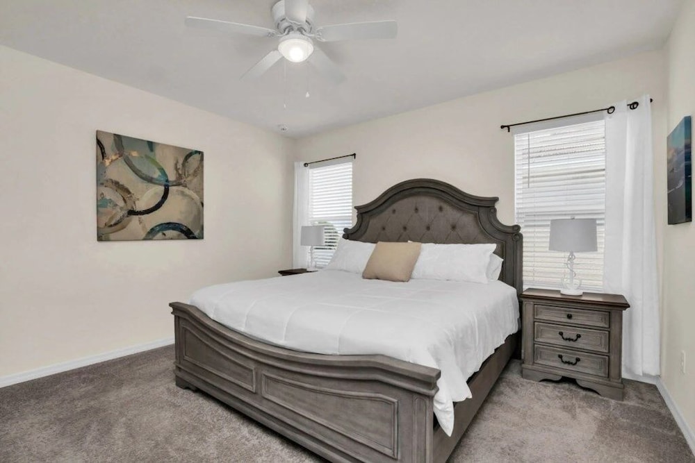 Luxury 6 Bed Private Pool Home In Solterra Resort 6 Bedroom Home by RedAwning - photo 9